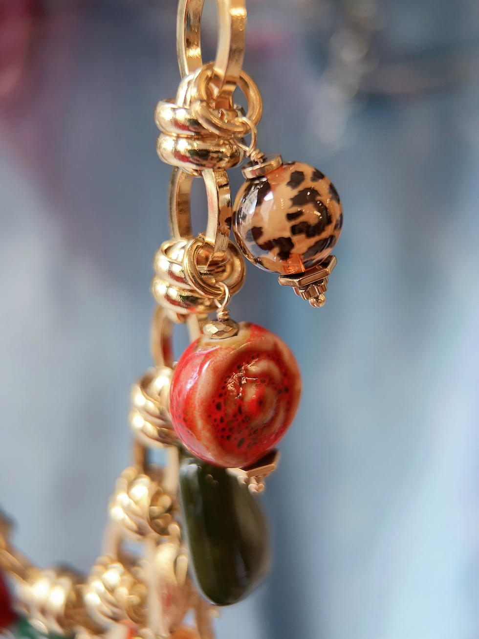 Miniature : Collier - HABAHA - gros maillon ovale alterné pampilles capuchon oeil de tigre