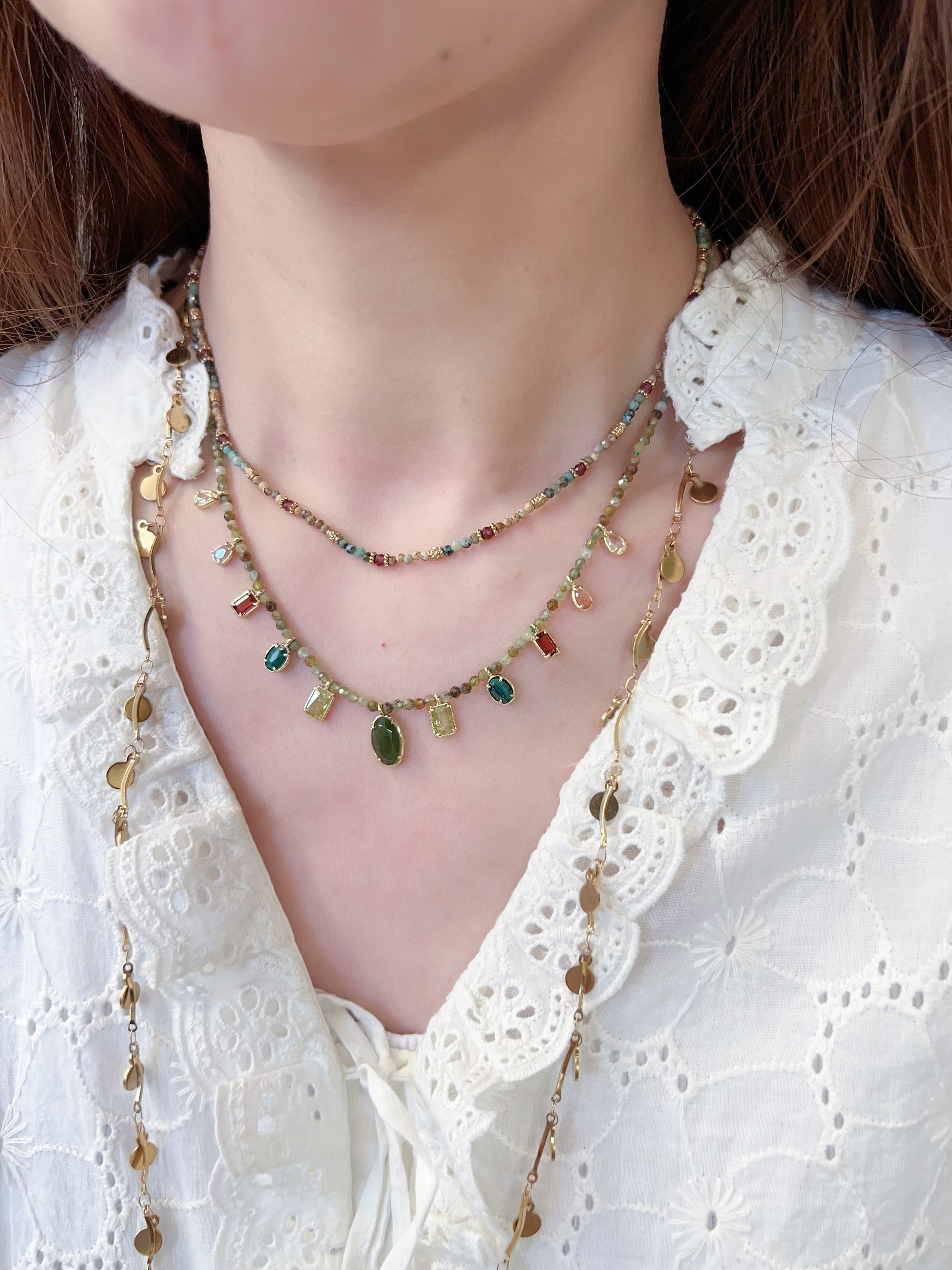 Collier - HABAHA - fil perlés pampilles pierres B