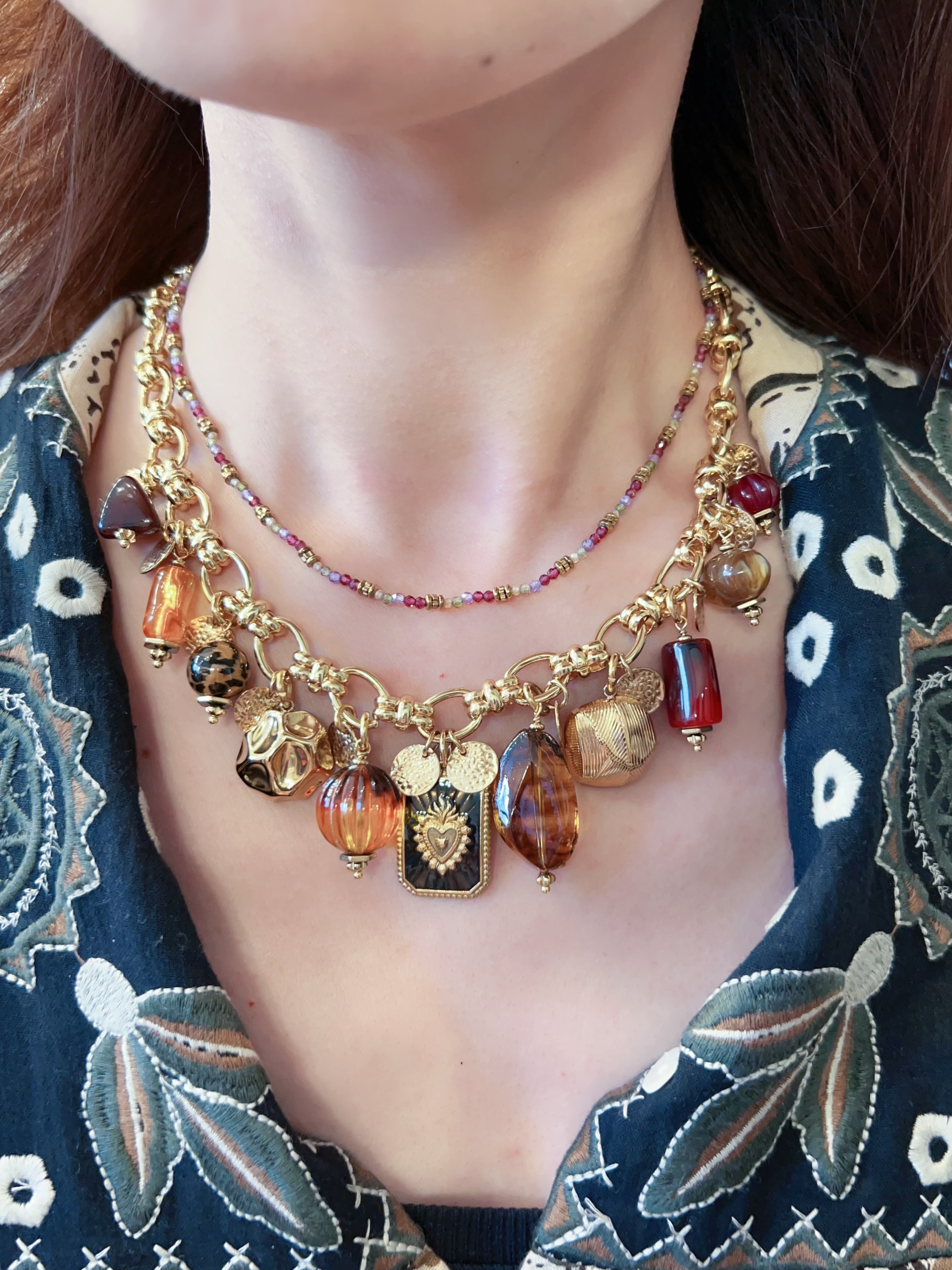 Collier - HABAHA - gros maillon ovale alterné pampilles plaque coeur noir