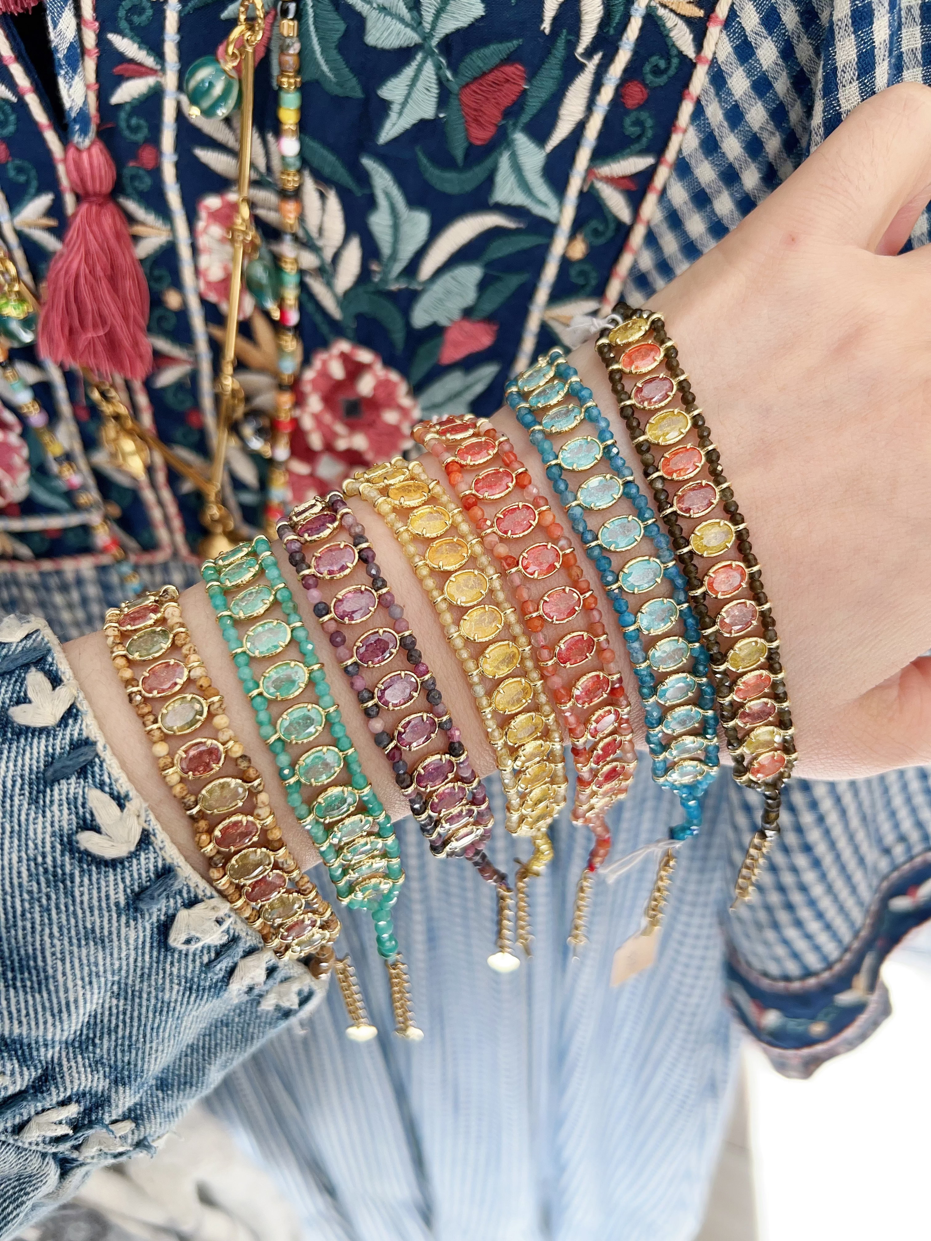 Bracelet HABAHA - chaine double rangs perlé avec lien zircon ovale orné