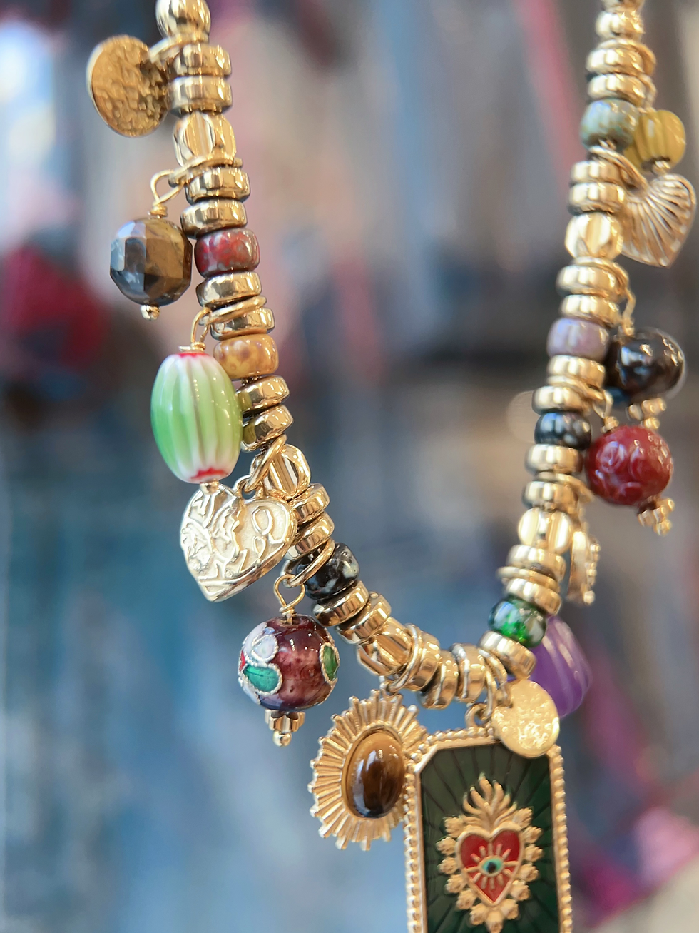 Thumbnail: Collier - HABAHA - acier rondelles pampilles plaque coeur oeil