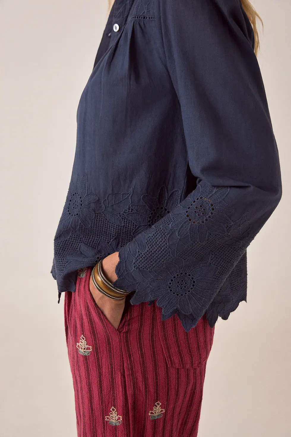 Miniature : Maison Hotel - ARBIND BLOUSE Light Blue