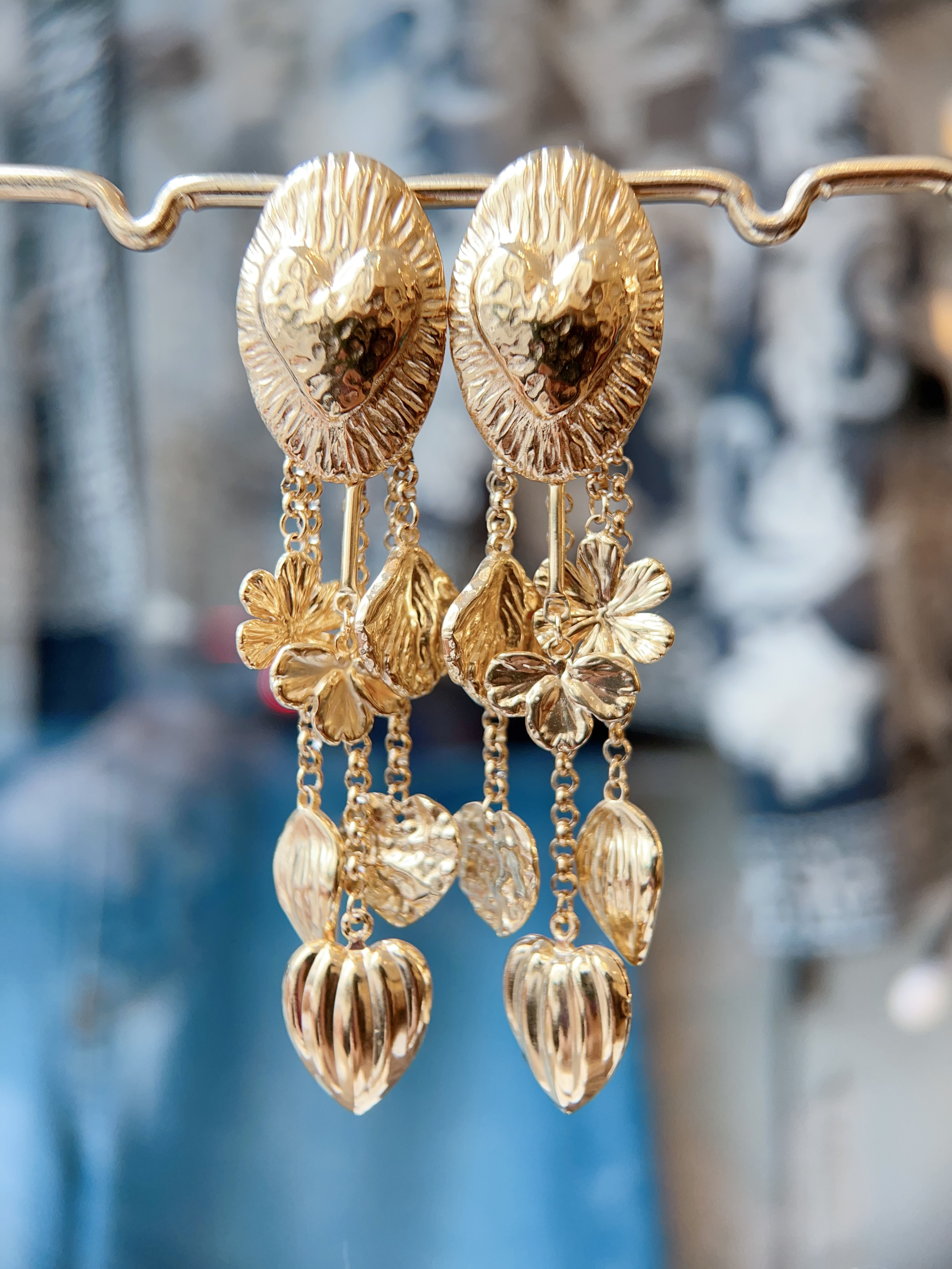 Boucles d'oreilles HABAHA - ovale coeur breloques coeurs frange doré