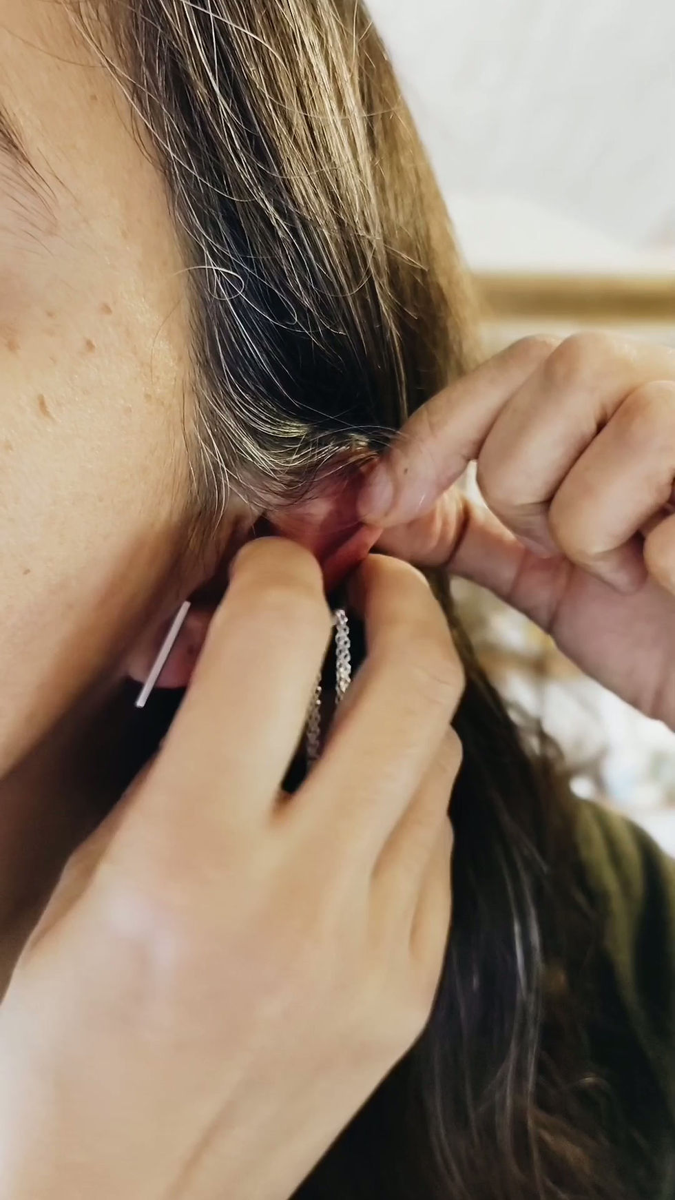 Thumbnail: Medium size Ear Cuff with chain- Silver Earring - n36- Matte silver