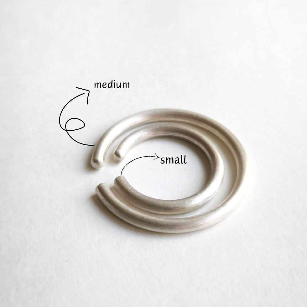 Thumbnail: Small size Ear Cuff - Silver Earring - n31- Matte silver