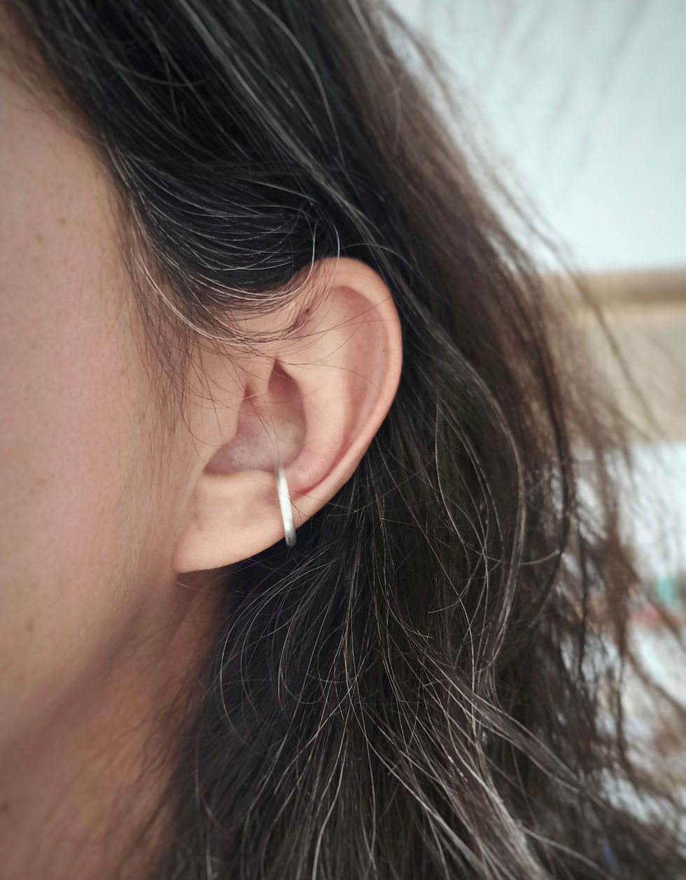 Thumbnail: Small size Ear Cuff - Silver Earring - n31- Matte silver