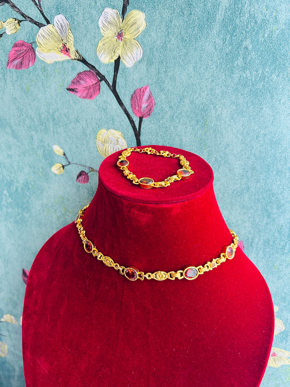 Thumbnail: #12  choker