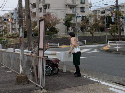 町を歩く、人と会う