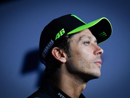 Valentino Rossi resmi Pensiun