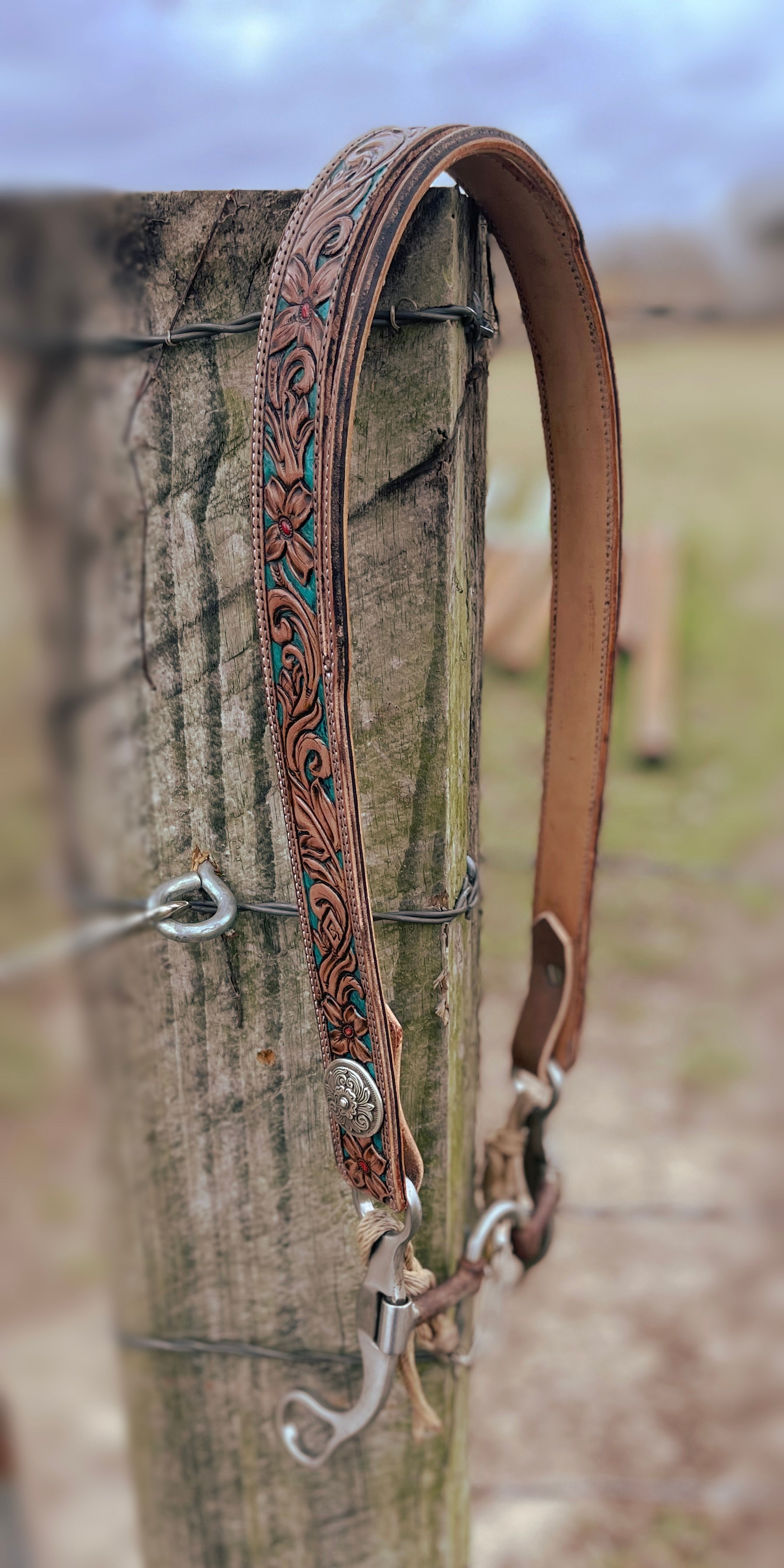Custom split ear belt bridle