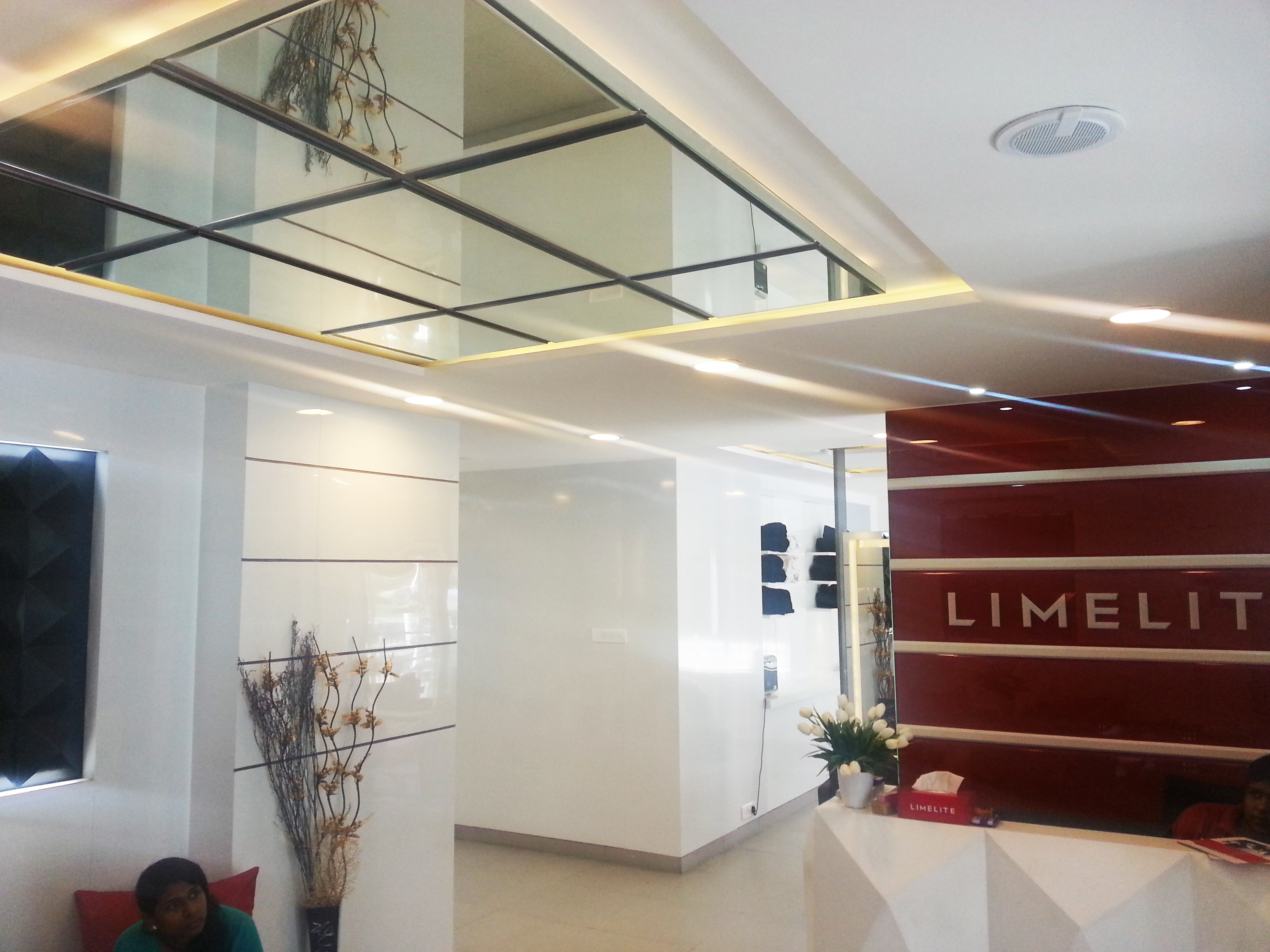 LIMELITE SALON & SPA, VITTAL MALLYA