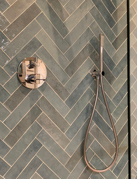 Unieke badkamerrenovatie met Marokkaanse tegels