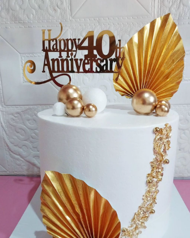 Golden paper palm leaf cake toppers – tropical party cake decorations for events