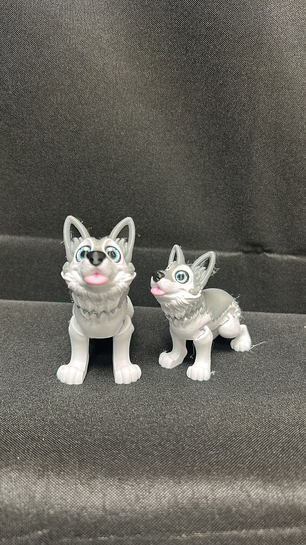 Thumbnail: Cute wolf articulated fidget toy
