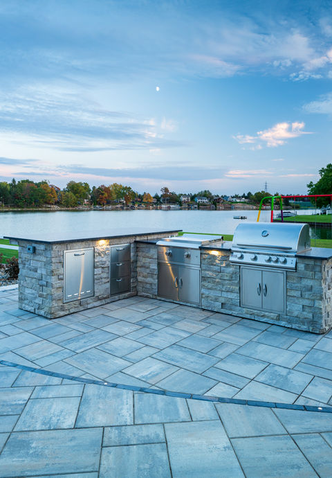 paver inlay with blaze outdoor kitchen appliances 