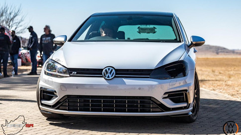 8. VW GOLF 7.5 R - 10.85 @ 201.8 km/h