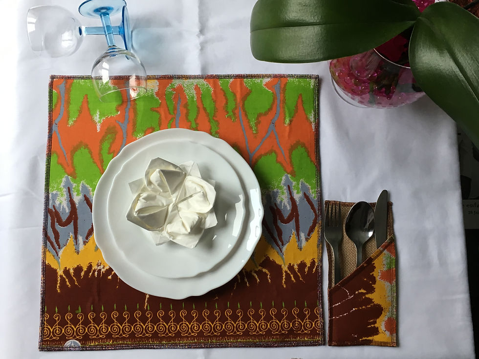 Miniature : Set de table carré en Wax multicolore imprimé tie & dye - Lot de 2