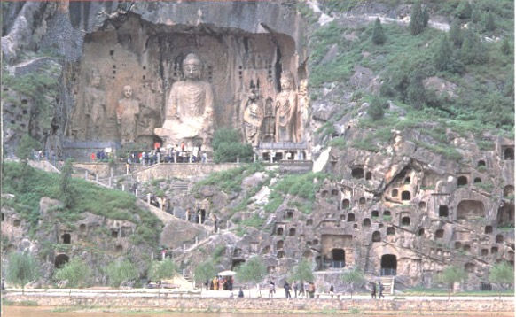 洛陽・龍門石窟