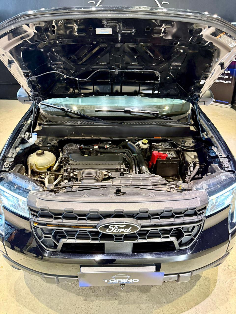 Miniatura: FORD MAVERIK TREMOR 2.0 AT