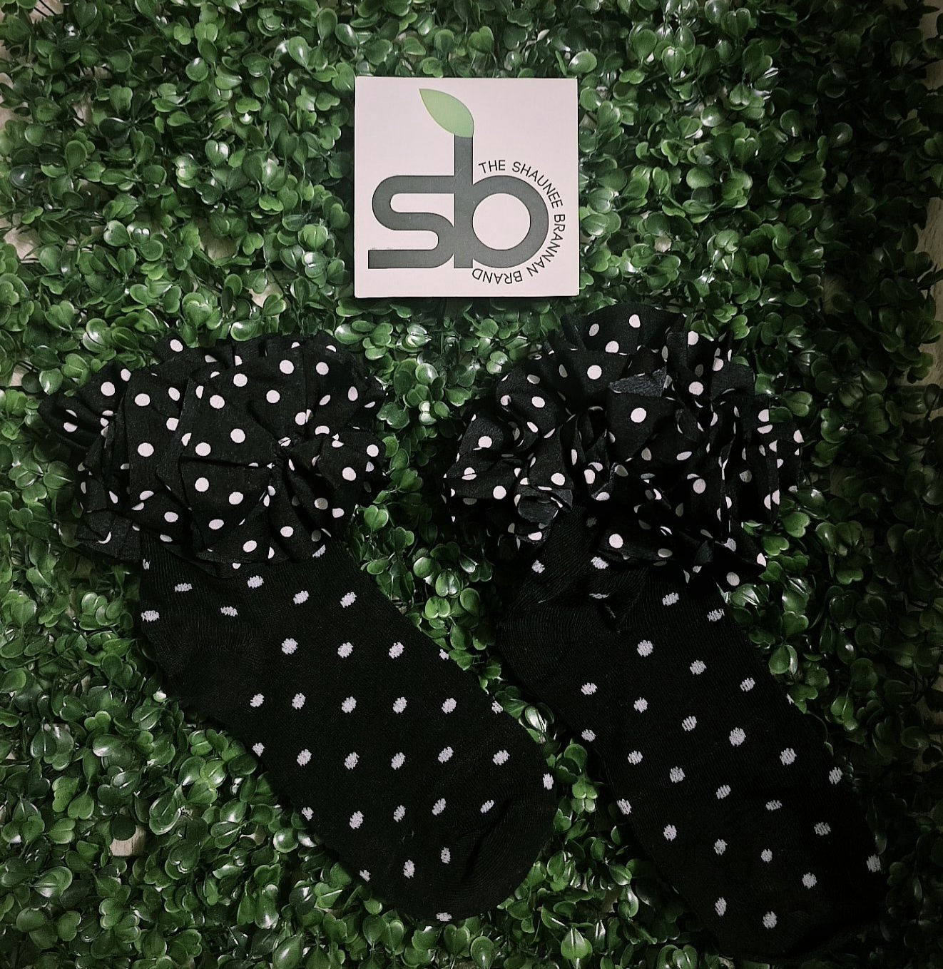 GIRLY GIRL Polka Dot Ruffle Socks - BLACK