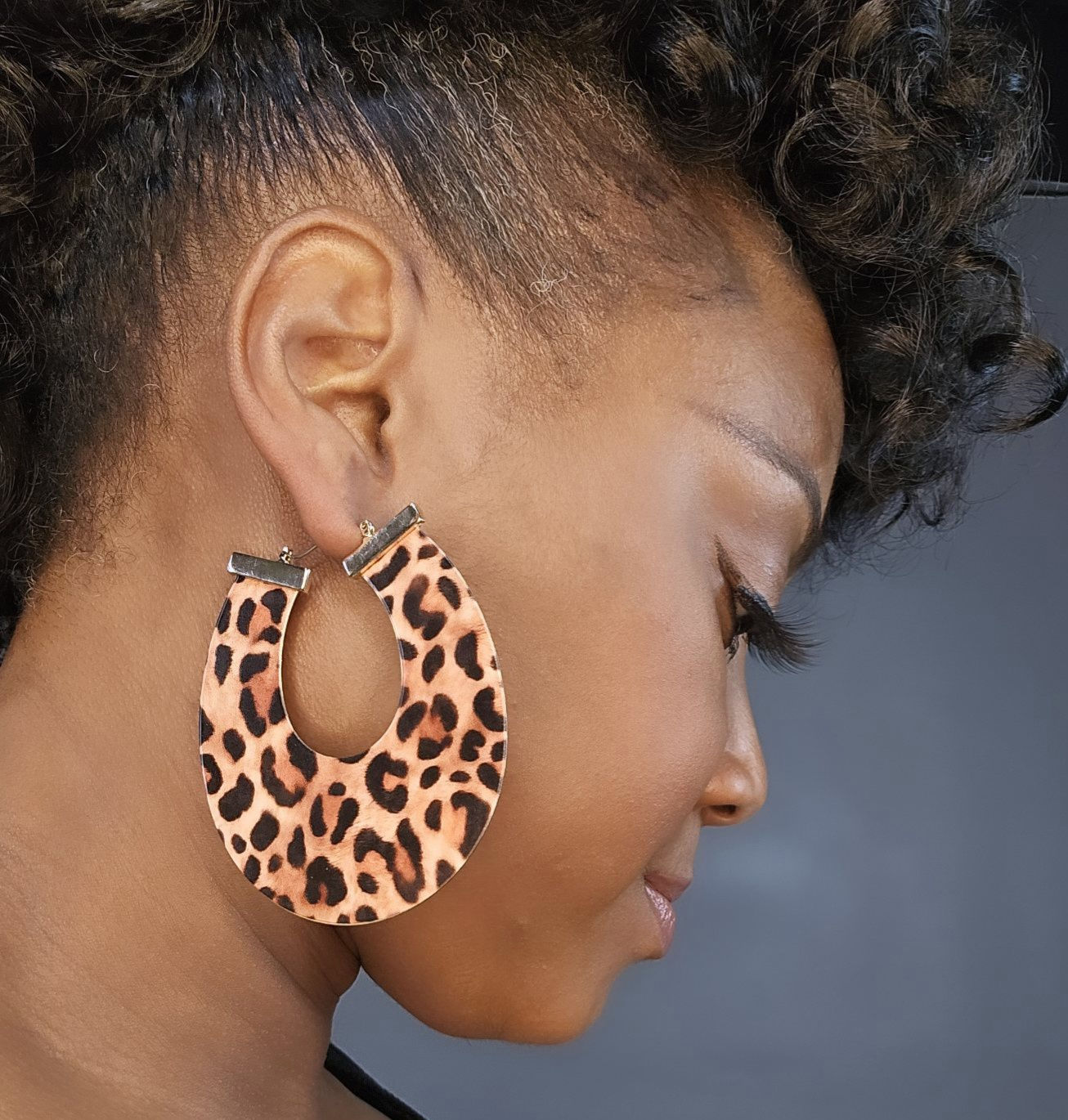 SPOT ON Leopard Print Hoop Earrings
