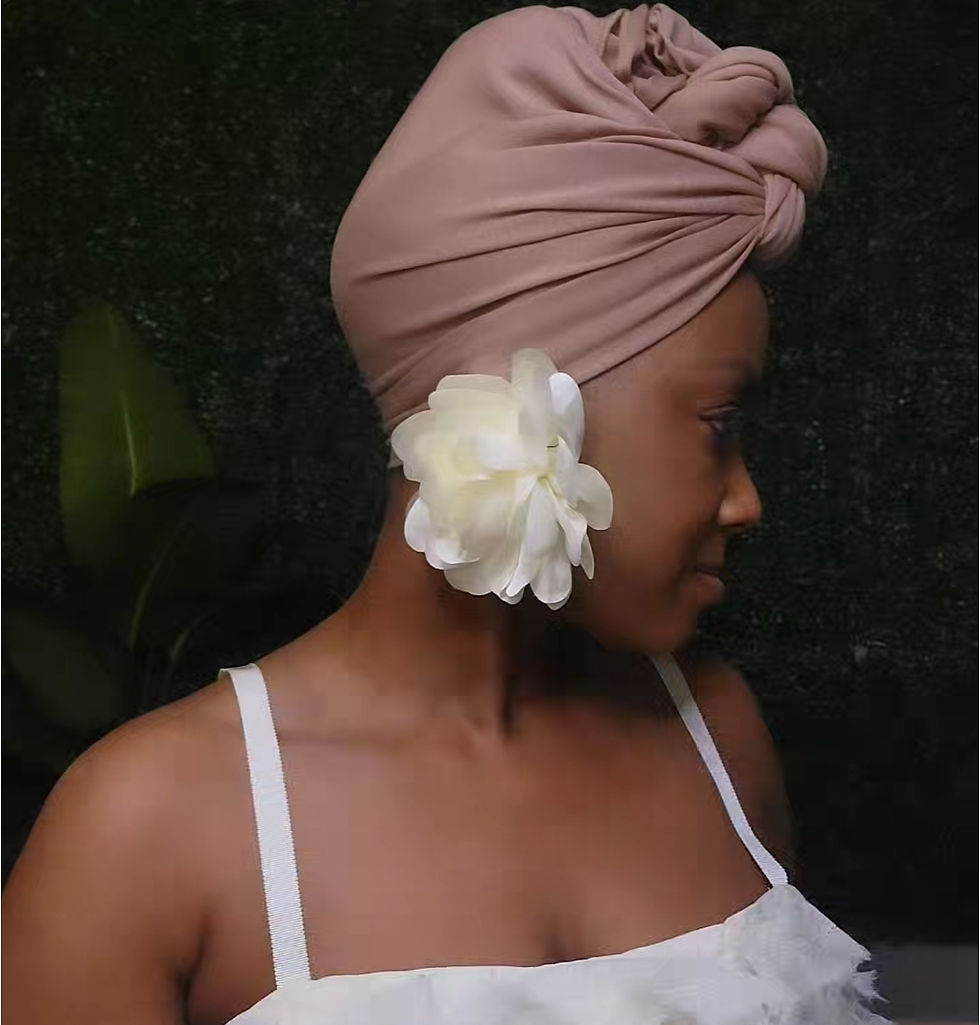Thumbnail: CARNATION Flower Earrings - IVORY