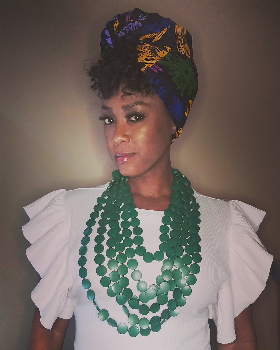 Thumbnail: DETAILS Necklace - GREEN