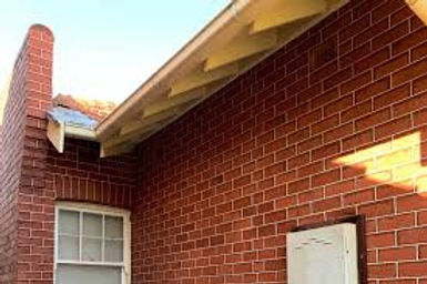 brick pointing job.jpg