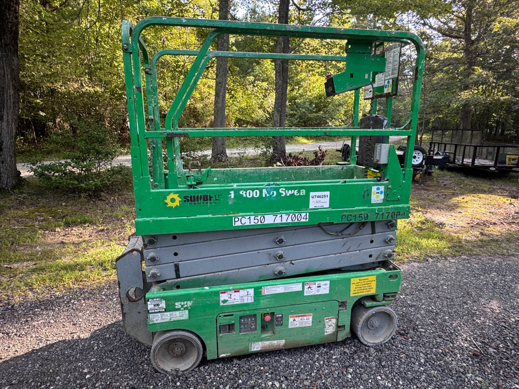 2016 Genie GS-1930 scissor lift