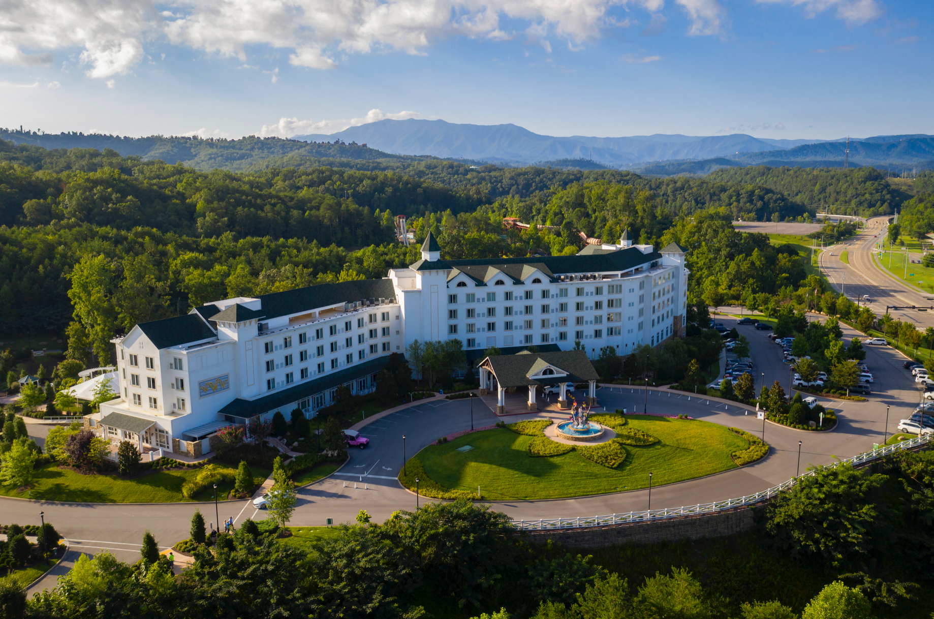 Dollywood Dreammore Resort .webp
