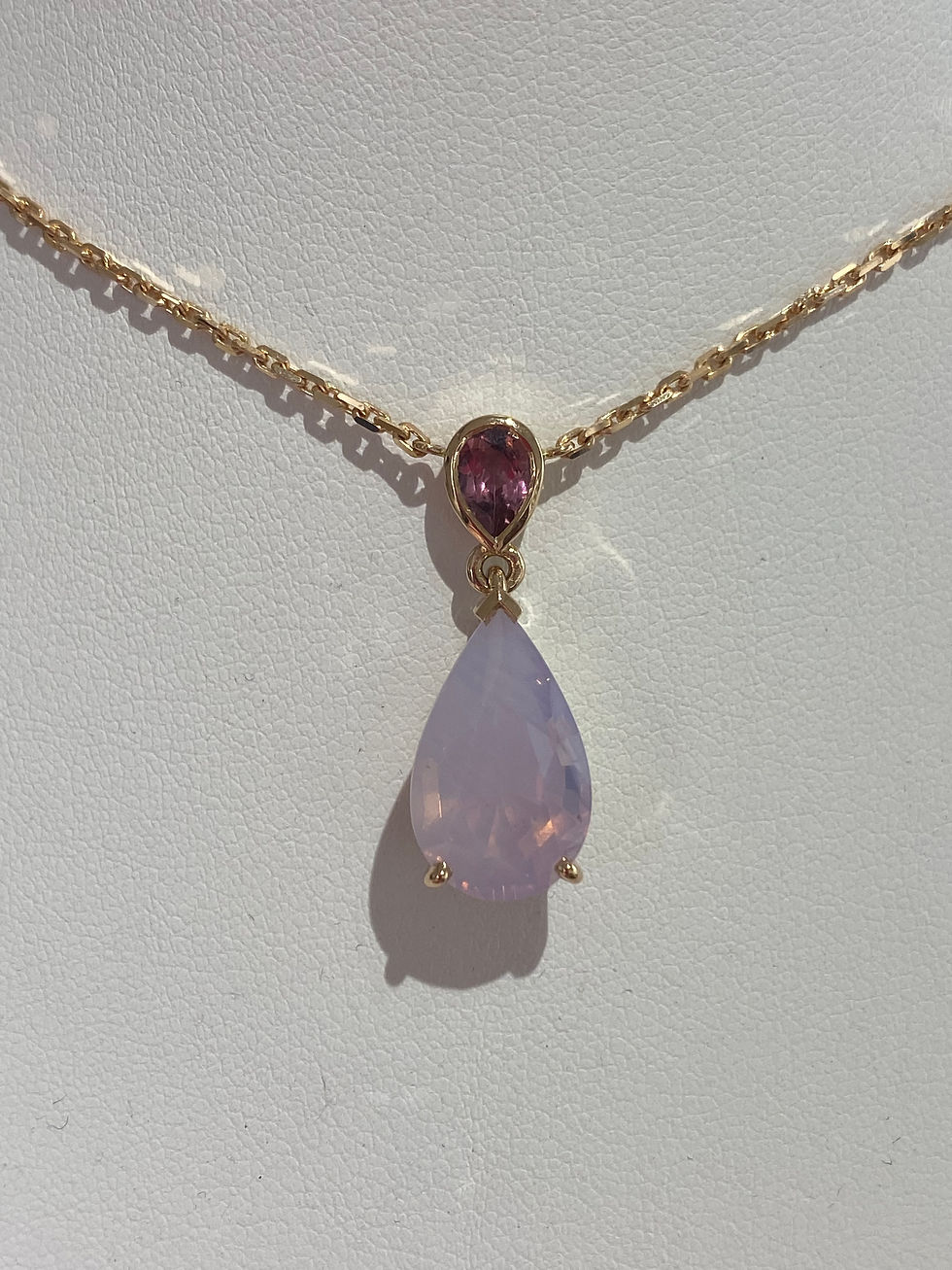 Thumbnail: Collier quartz lavande et tourmaline