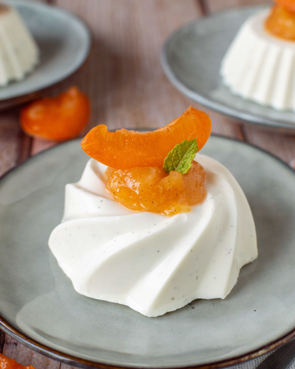 Entremets pêche abricot vanille
