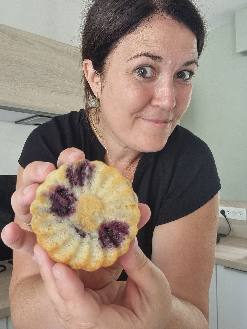Gâteau en forme de fleur aux mûres