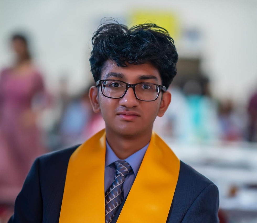 Profile Picture_edited.jpg