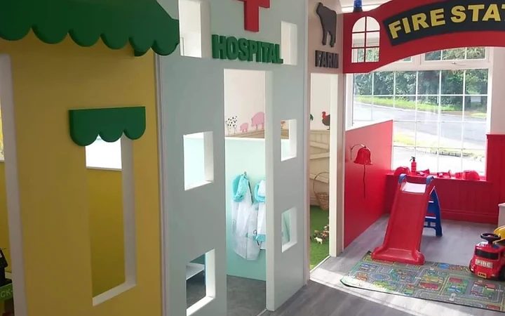Tiny Town photo 1