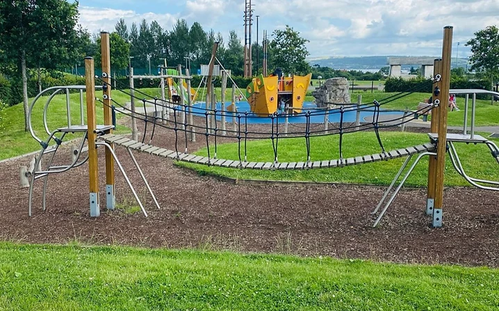 V36 Valley Park photo 1