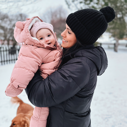CÓMO VESTIR A LOS NIÑOS (Y A TI MISMA) EN INVIERNO: CAPAS Y RECOMENDACIONES