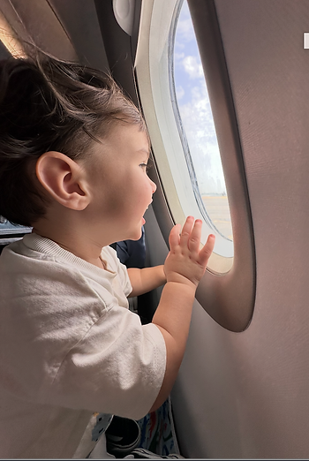 Qué llevar en un viaje con niños pequeños: checklist de viaje