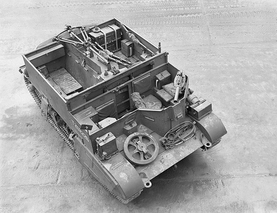 Universal_Carrier_Mk_II_KID1033.jpg