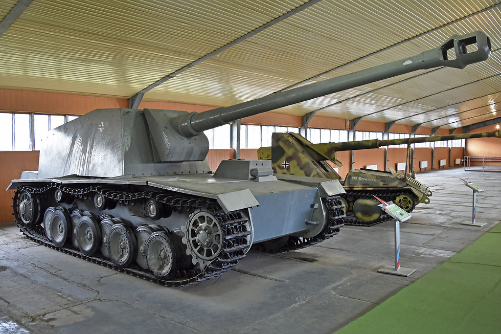 VK30.01(H)_“Sturer_Emil”_(37840913651).jpg