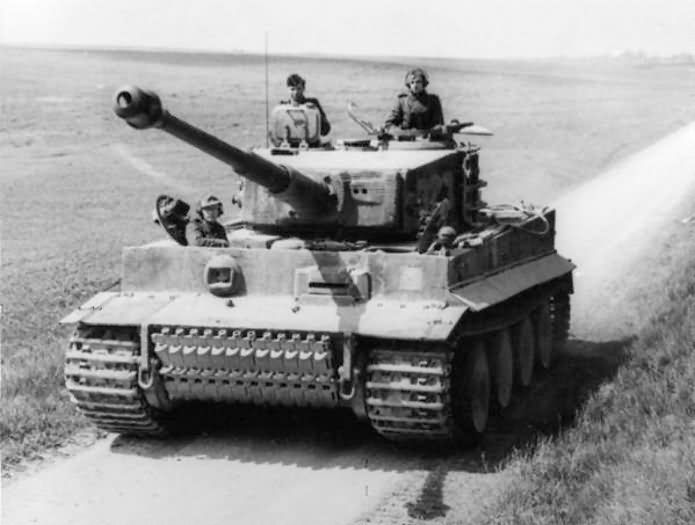 Tiger_panzer_VI_France.jpg