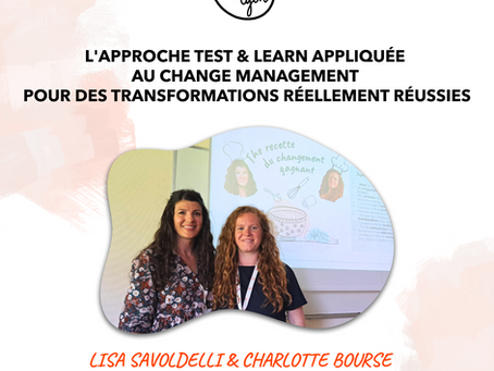 Photo de Lisa et Charlotte durant la conférence