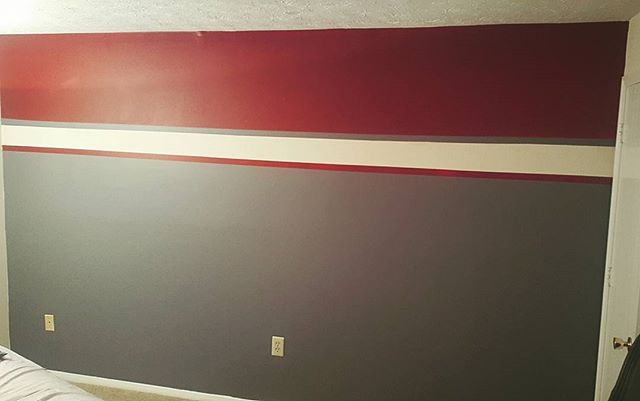 The latest accent wall done by _charliscustomcreations ! The client picked the colors, I created the