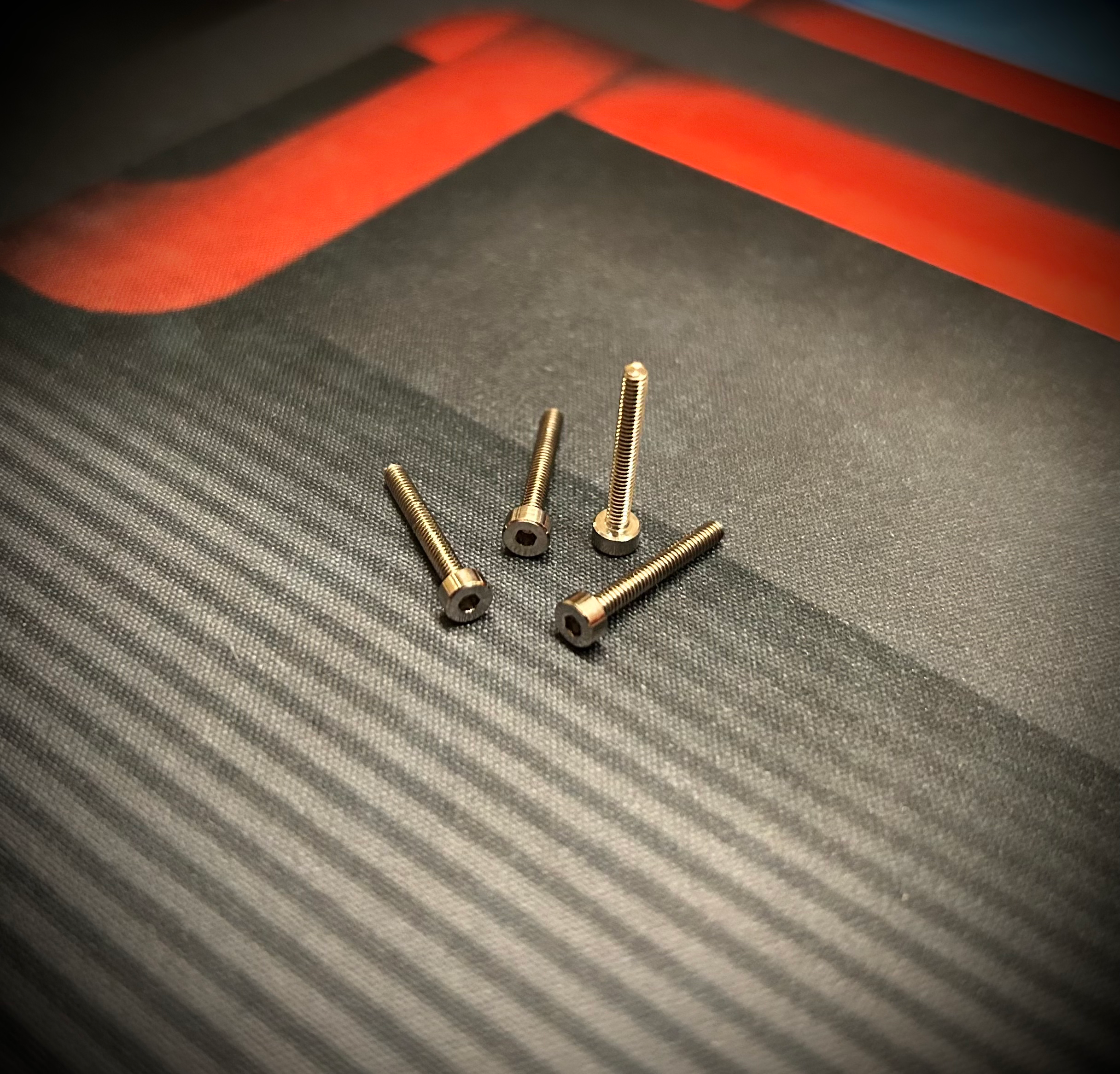 Titanium GR5 Socket Cap Hex Screws (4) M2x15MM Ti RRP-SCM215TH