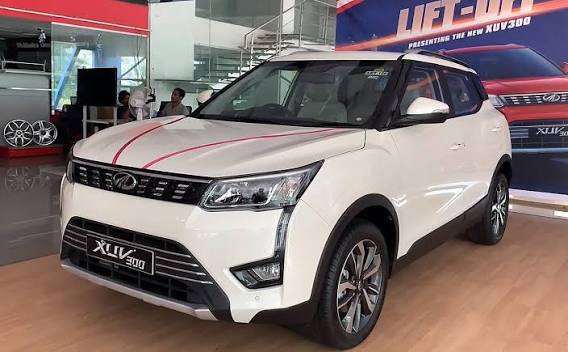 Mahindra XUV 300 self drive rental Indore
