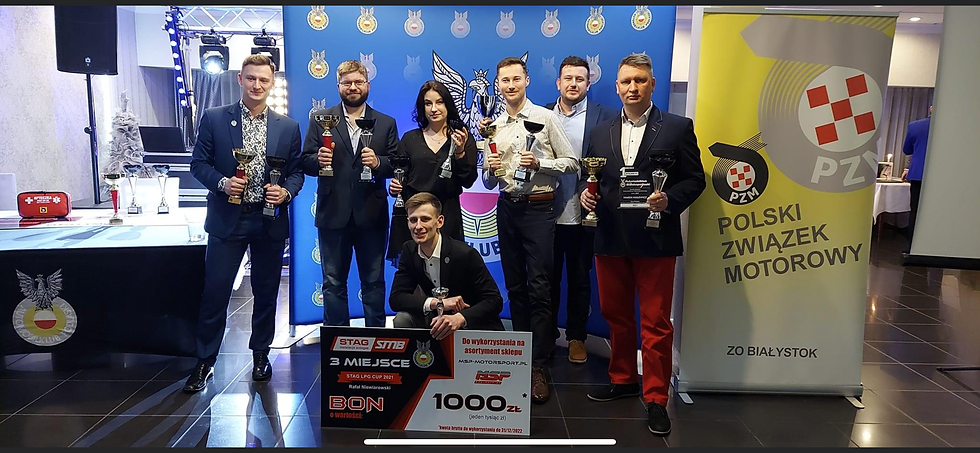 Team IDrive MOTORSPORT podczas zakończenia sezonu STAG SMB 2021