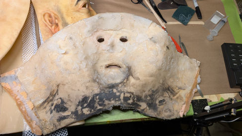 Old Kong driver system with gluing on skin to skull along with firmer silicone.