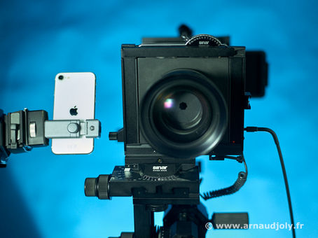 Utiliser un i-Phone ou encore une chambre Sinar en photographie de studio c'est possible