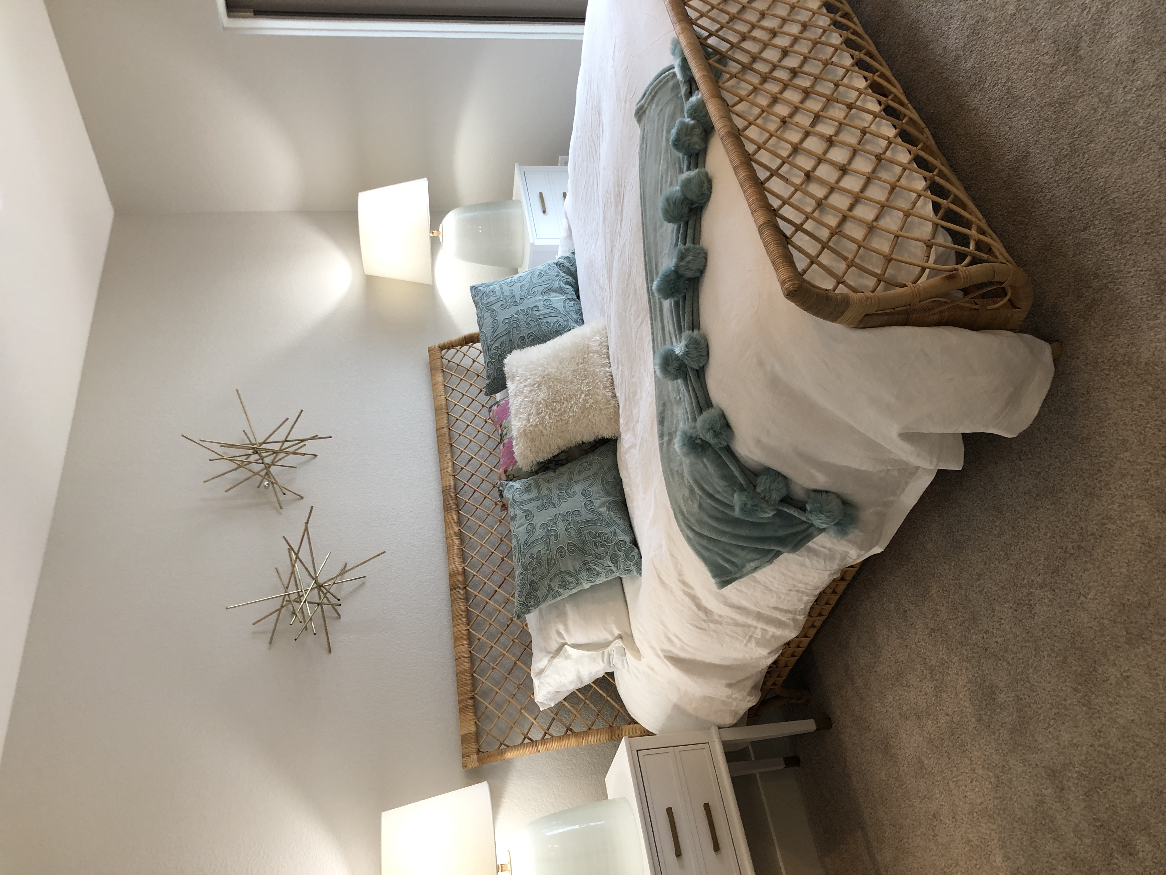 bedroom furniture and accessories