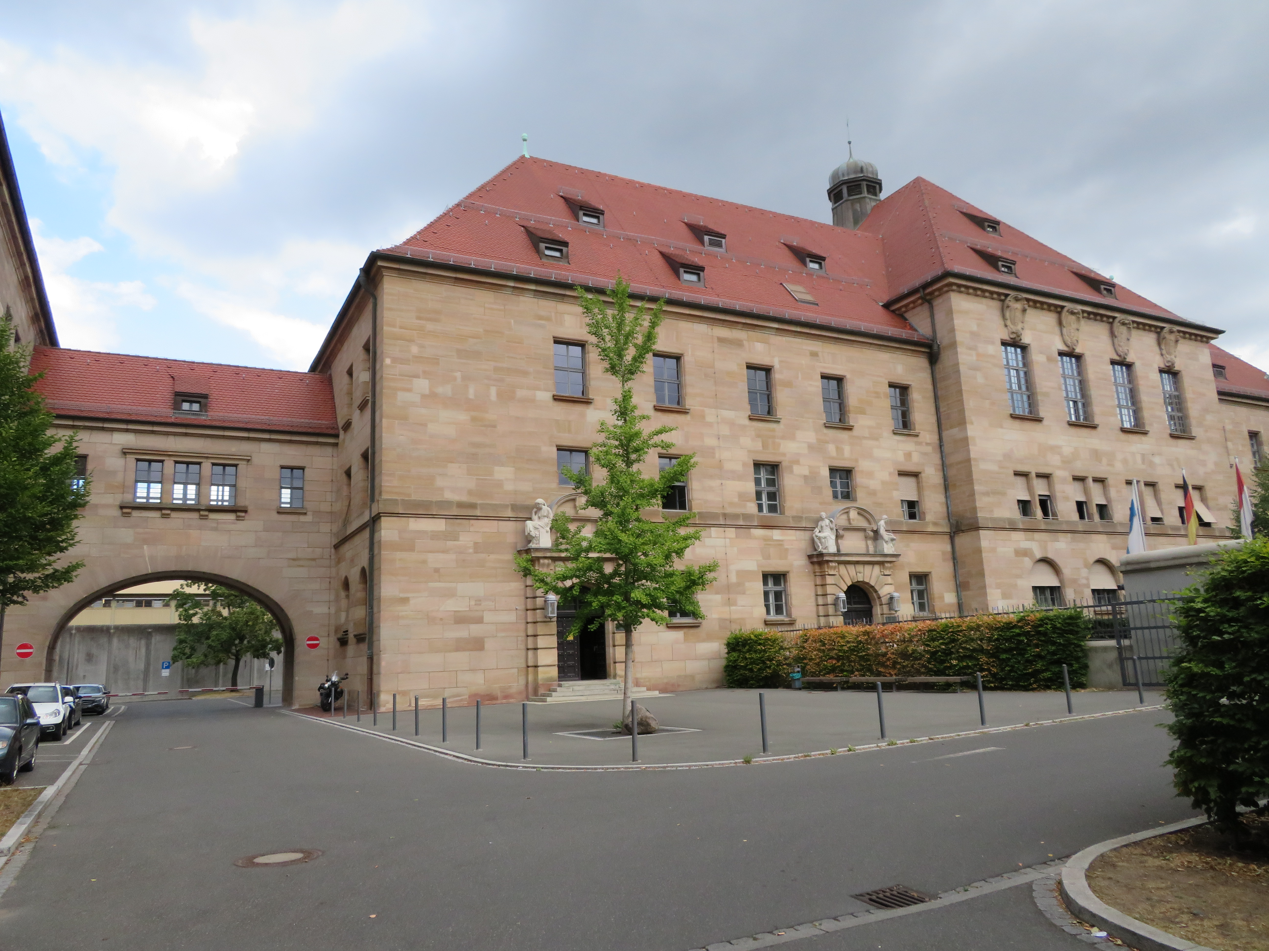2018 river cruise Nuremberg trials court